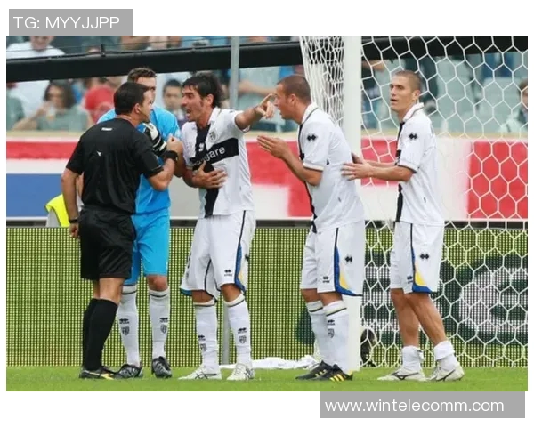 尤文图斯与瓦伦西亚激战正酣谁将赢得这场欧战巅峰对决